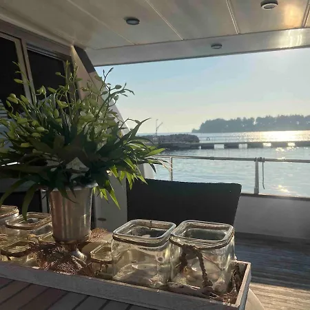 Botel Vacation On The Sea! *